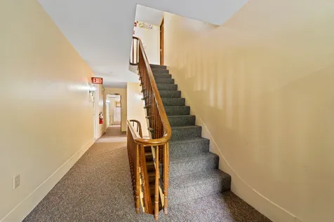 102 Derry Street Hudson NH 03051