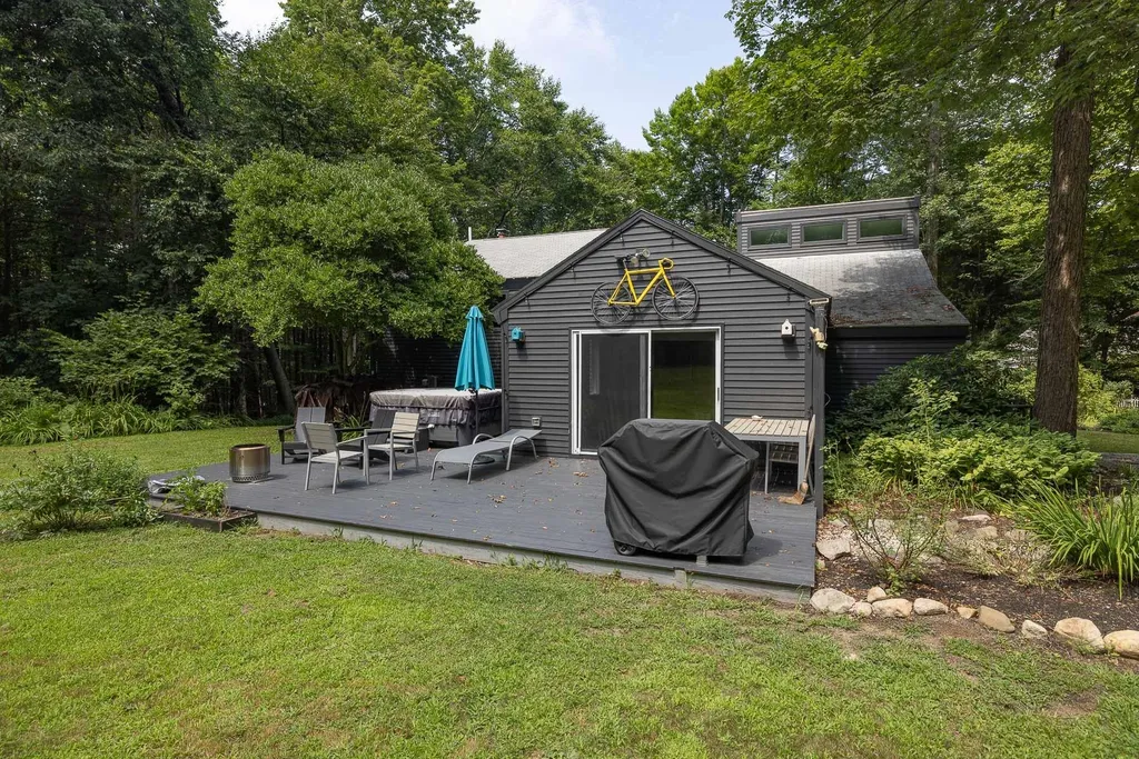43 Littlebrook Lane Eliot ME 03903