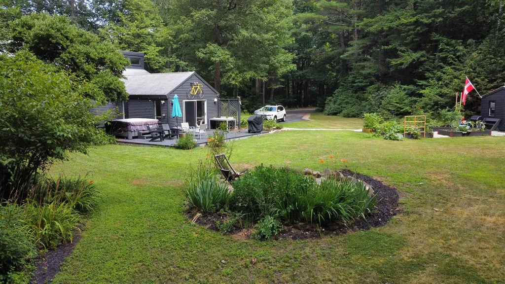 43 Littlebrook Lane Eliot ME 03903