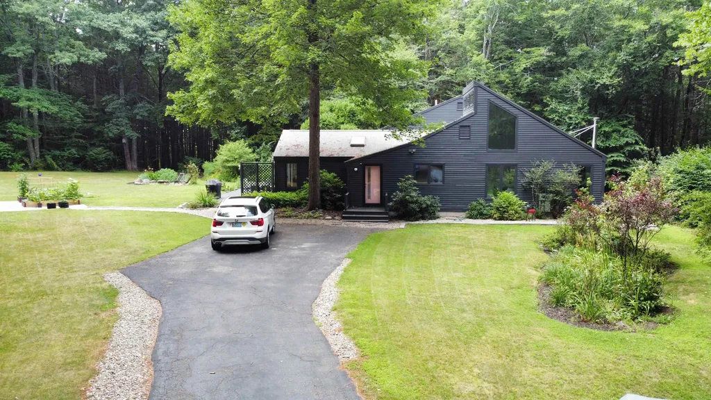 43 Littlebrook Lane Eliot ME 03903