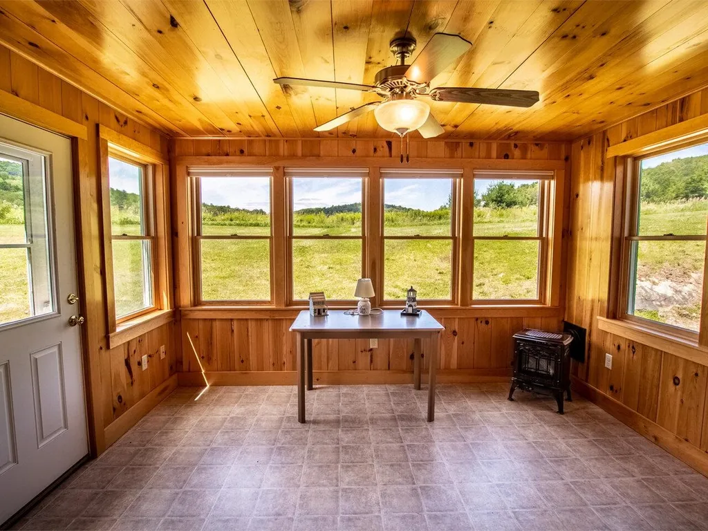 1566 Hinesburg Road Richmond VT 05477