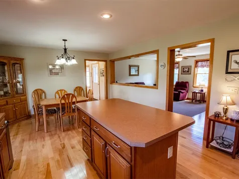 1566 Hinesburg Road Richmond VT 05477