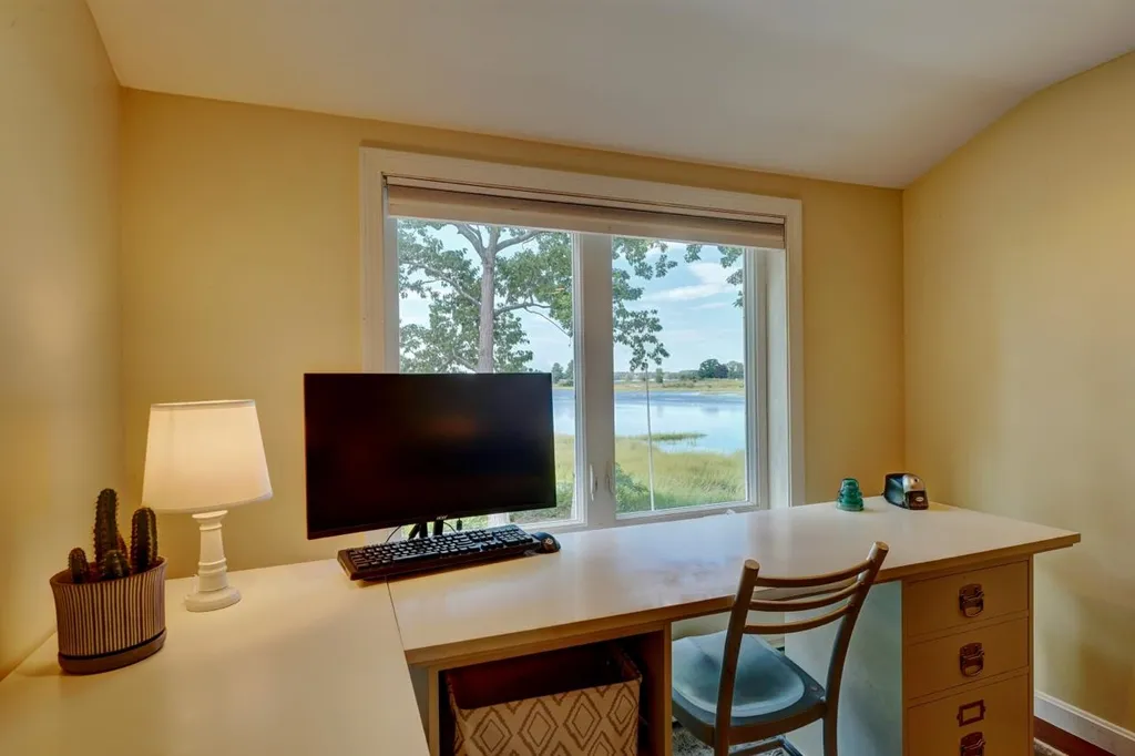4 Serenity Cove Greenland NH 03840