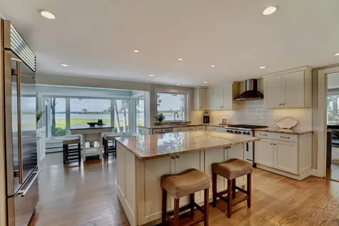 4 Serenity Cove Greenland NH 03840
