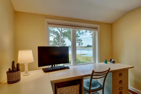 4 Serenity Cove Greenland NH 03840