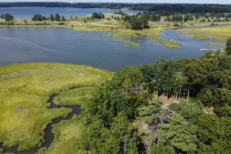 4 Serenity Cove Greenland NH 03840