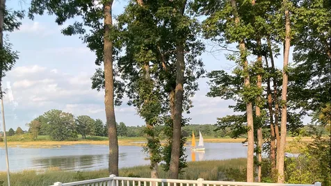 4 Serenity Cove Greenland NH 03840
