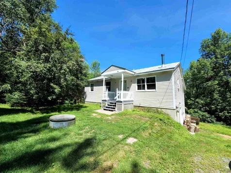 48 Barton Road Piermont NH 03779
