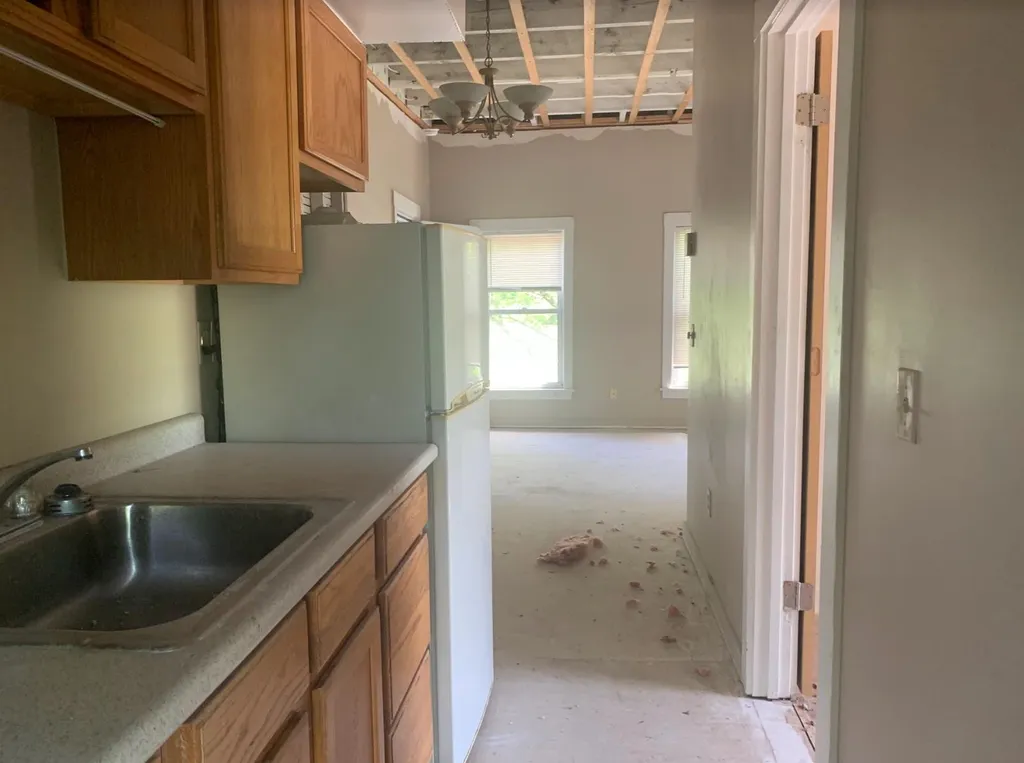 8 Union Street Claremont NH 03743