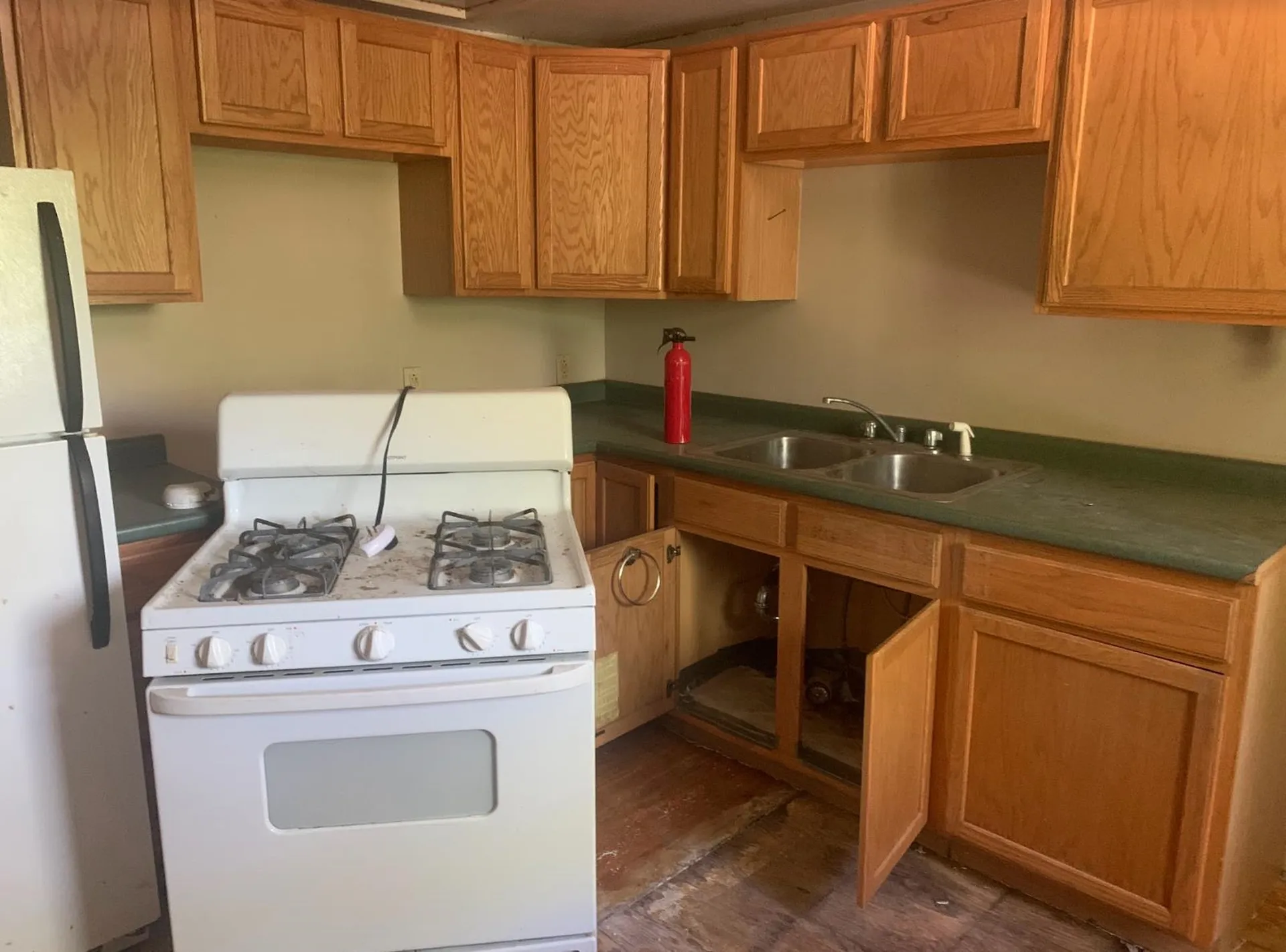 8 Union Street Claremont NH 03743