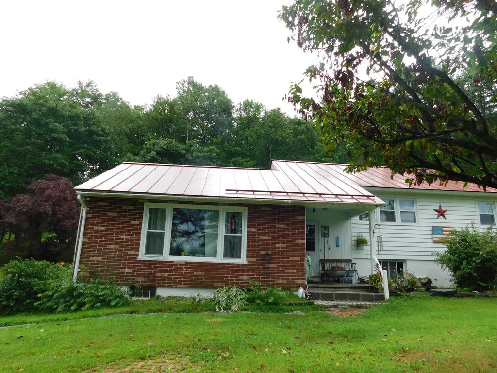 1455 Skitchewaug Trail Springfield VT 05156