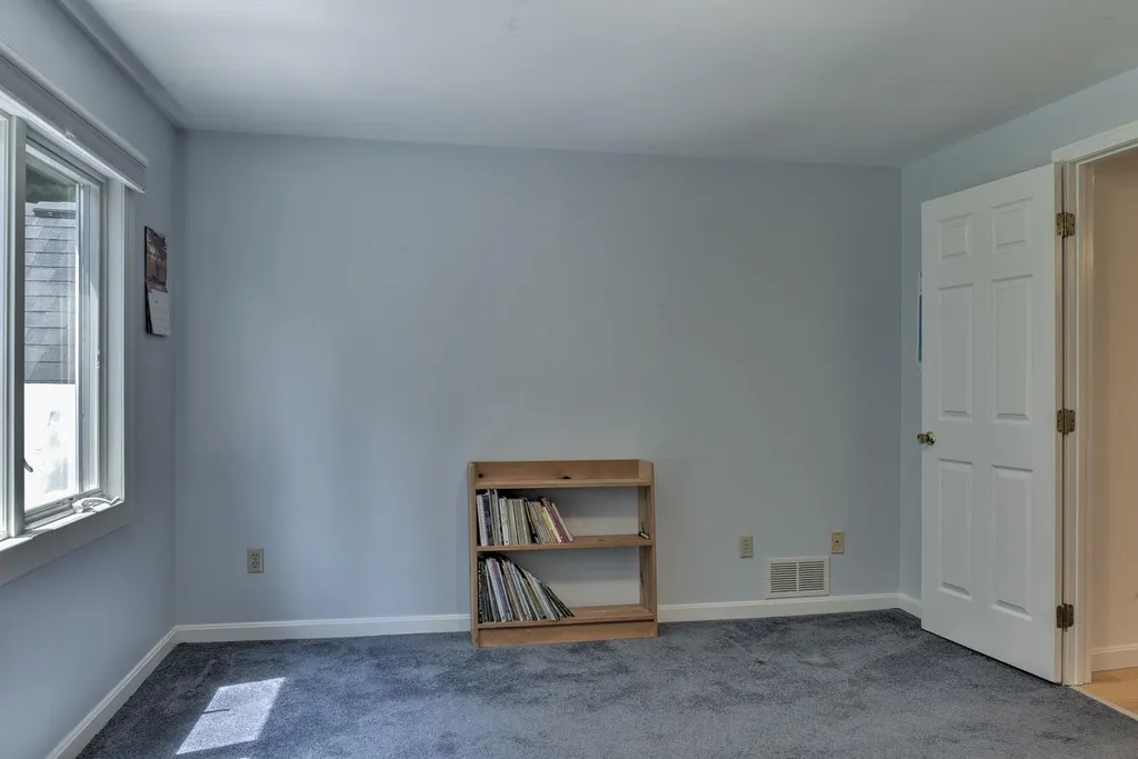 9 Skyview Circle Keene NH 03431