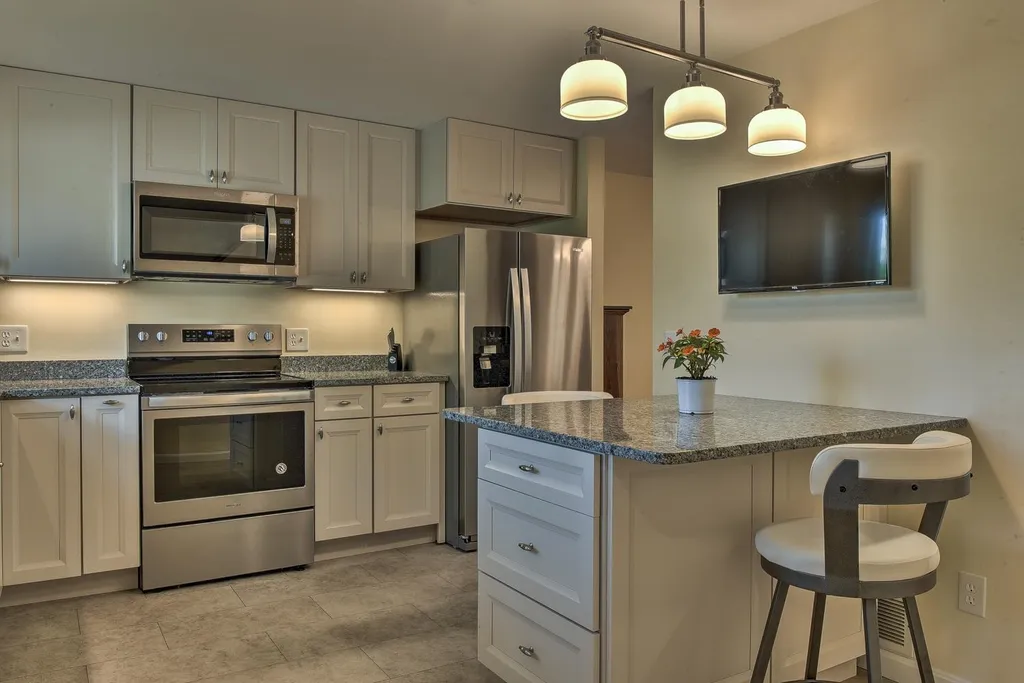 9 Skyview Circle Keene NH 03431