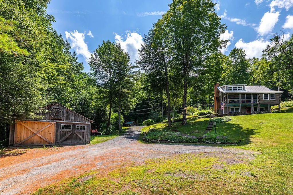 238 Cowdrey Path Woodstock VT 05071