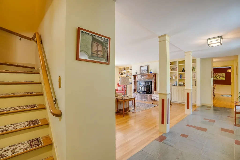 14 Chandler Road Bedford NH 03110