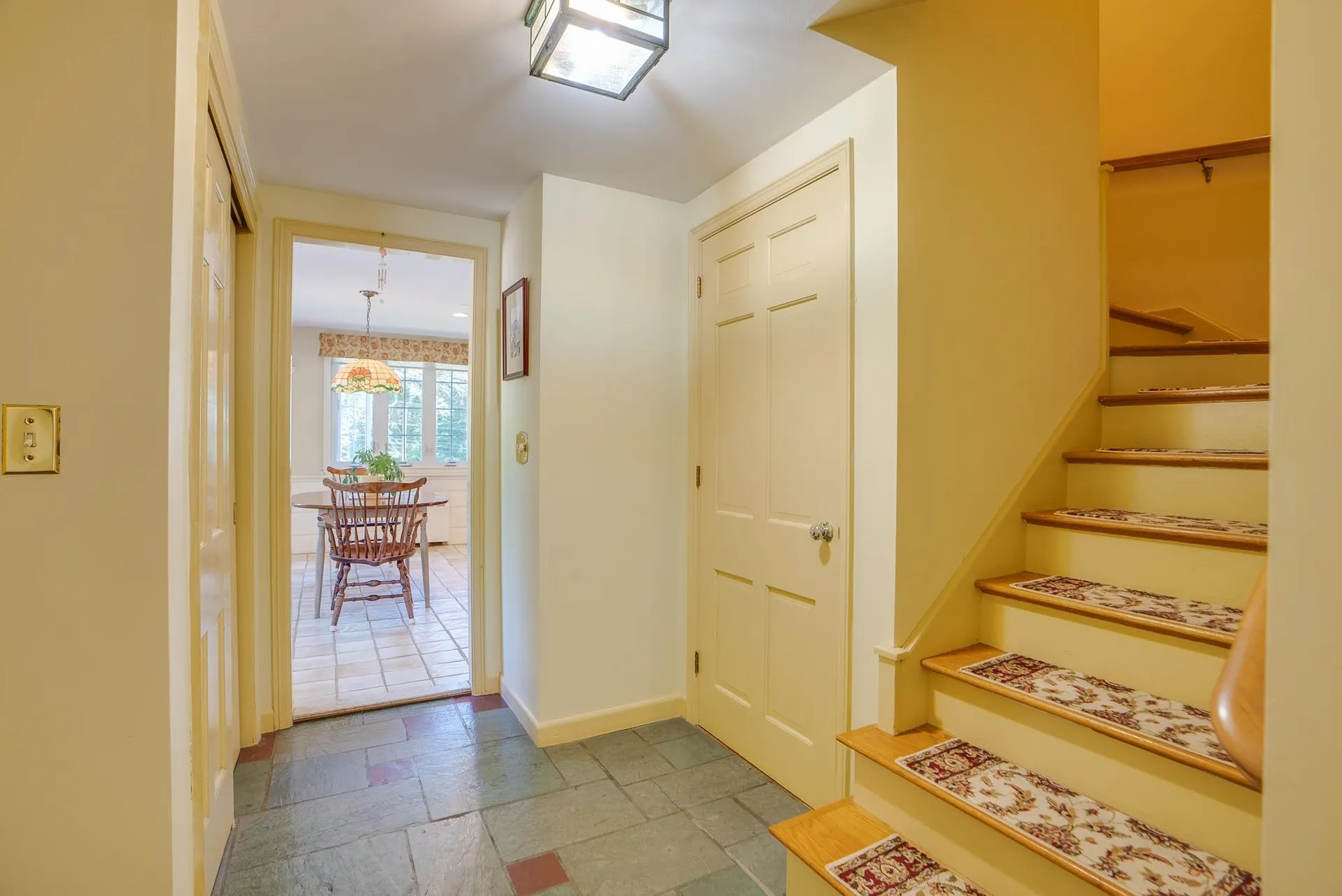 14 Chandler Road Bedford NH 03110