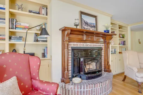 14 Chandler Road Bedford NH 03110