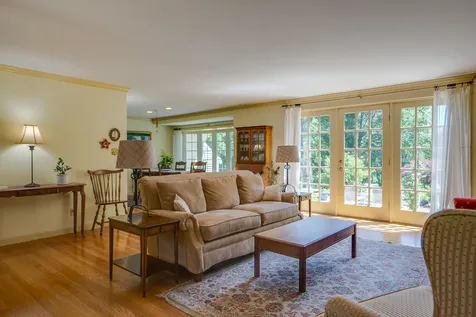 14 Chandler Road Bedford NH 03110