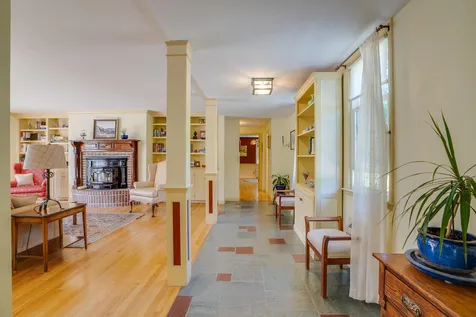 14 Chandler Road Bedford NH 03110
