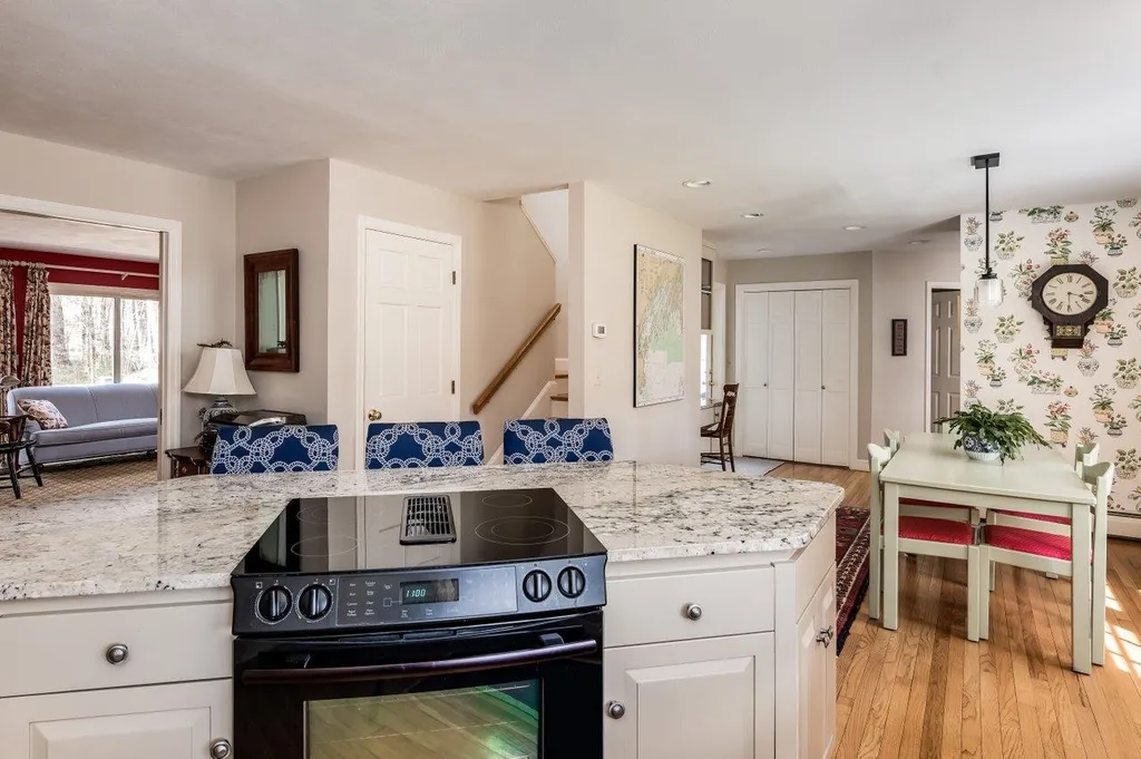 19 Garland Road Rye NH 03870