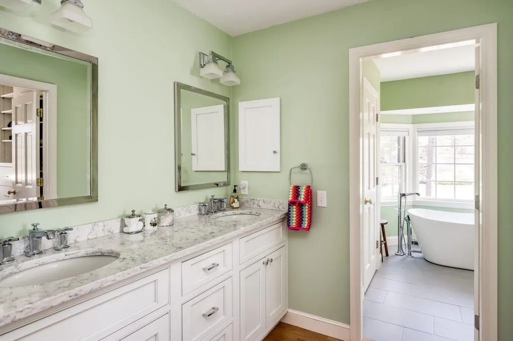 19 Garland Road Rye NH 03870