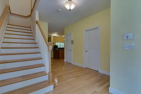 10 Blossom Lane Stratham NH 03885