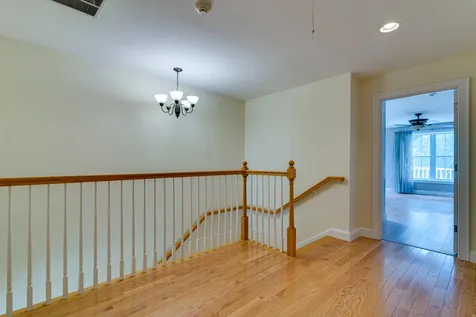 10 Blossom Lane Stratham NH 03885