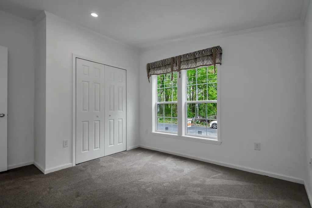 88 Caddy Drive Salem NH 03079