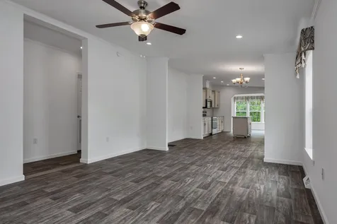 88 Caddy Drive Salem NH 03079