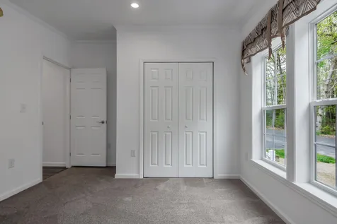 88 Caddy Drive Salem NH 03079