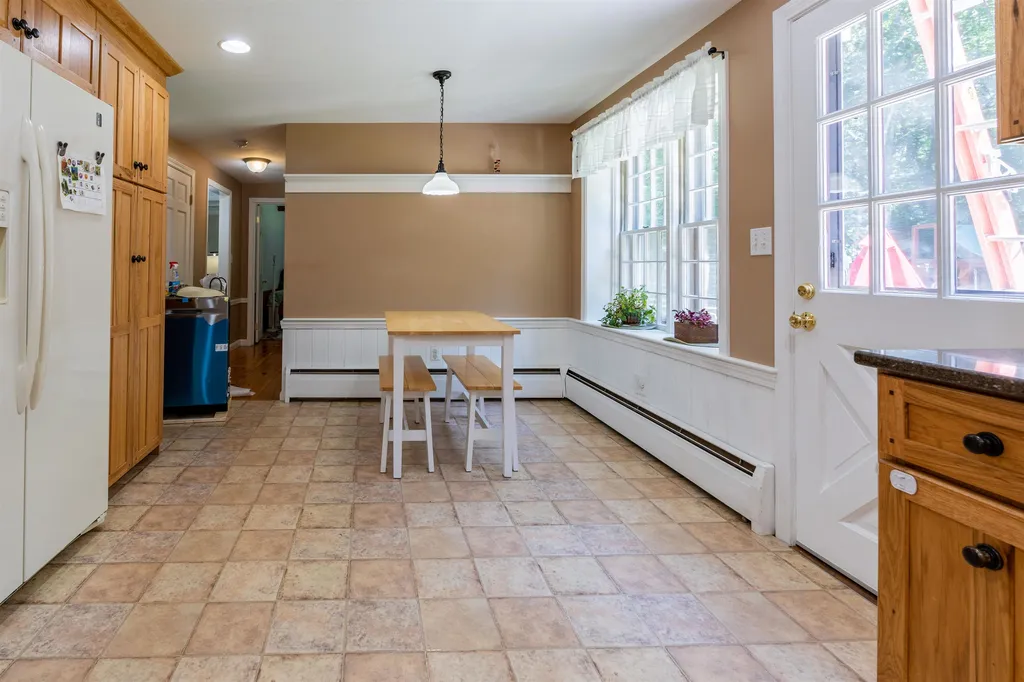 48 Drinkwater Road Exeter NH 03833