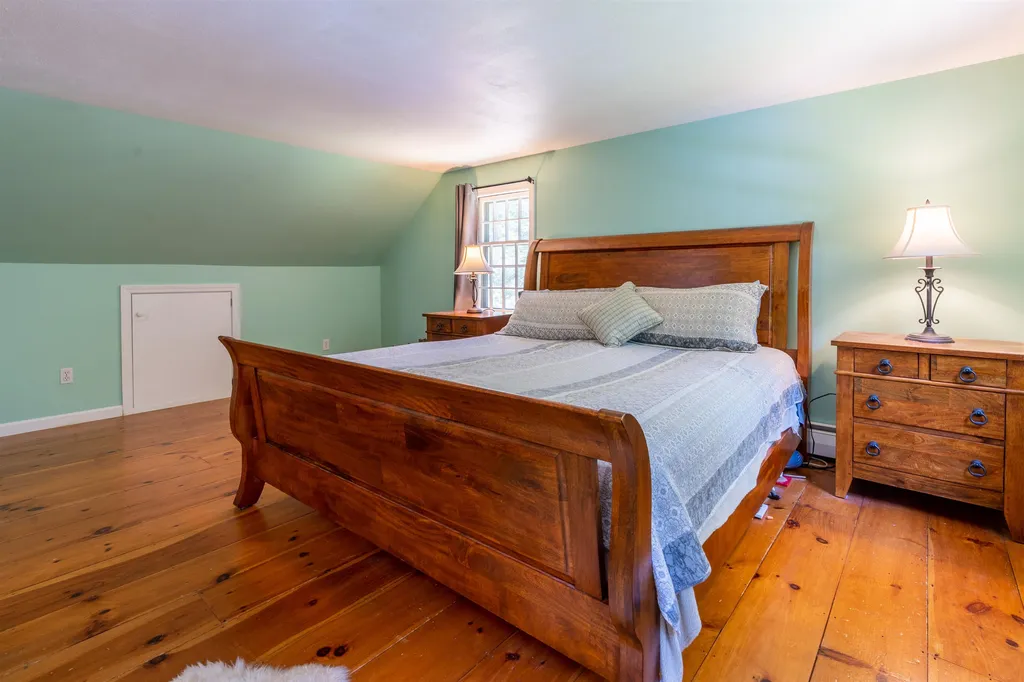 48 Drinkwater Road Exeter NH 03833