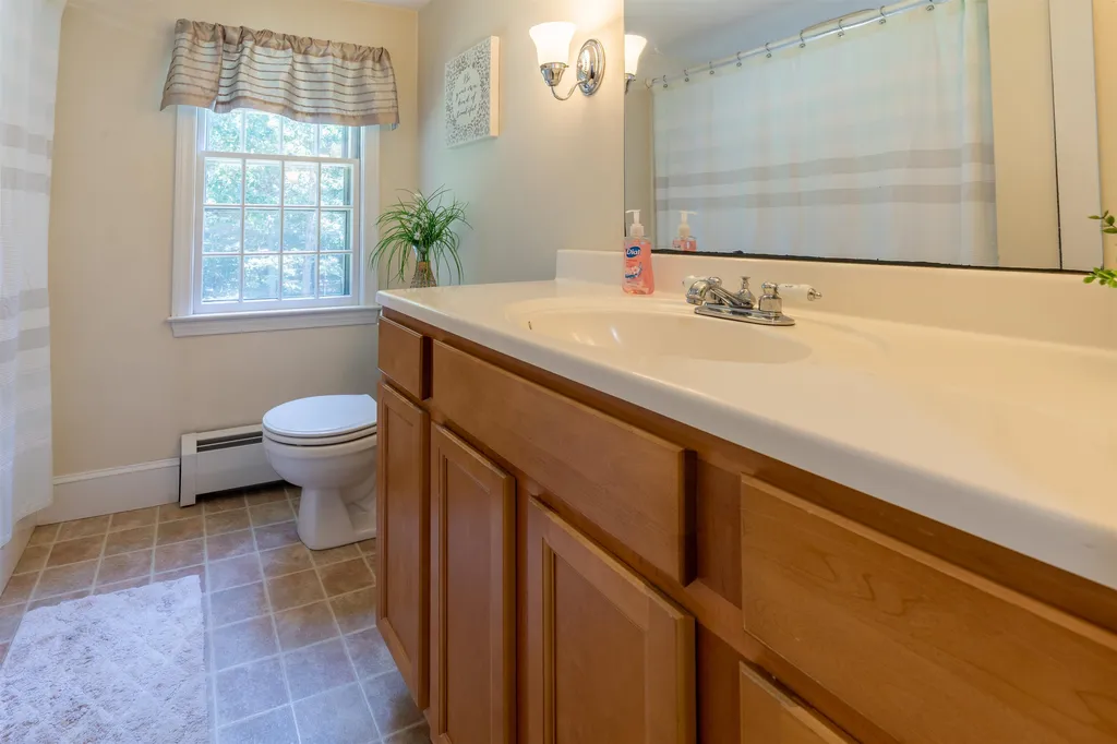 48 Drinkwater Road Exeter NH 03833