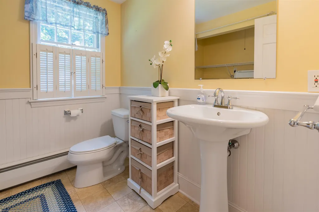 48 Drinkwater Road Exeter NH 03833