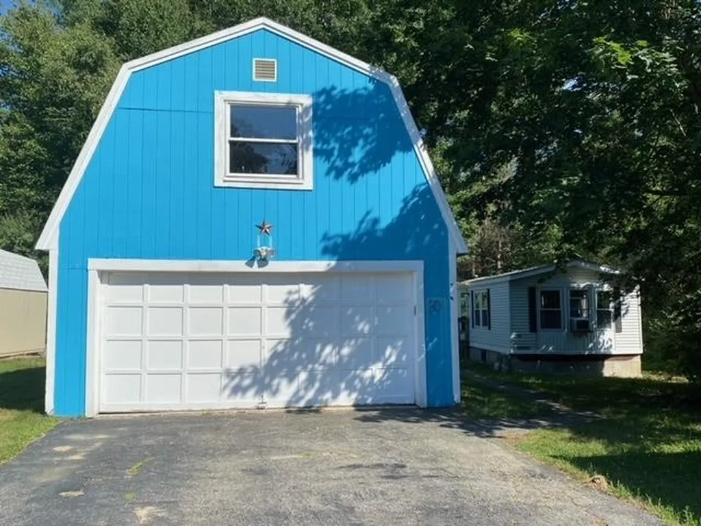 20 Sunnybrooke Drive Dover NH 03820
