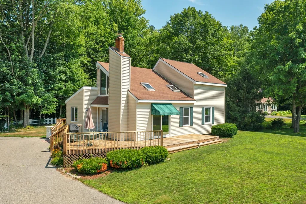 27 Captain Lovewell Lane Ossipee NH 03814