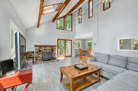 27 Captain Lovewell Lane Ossipee NH 03814