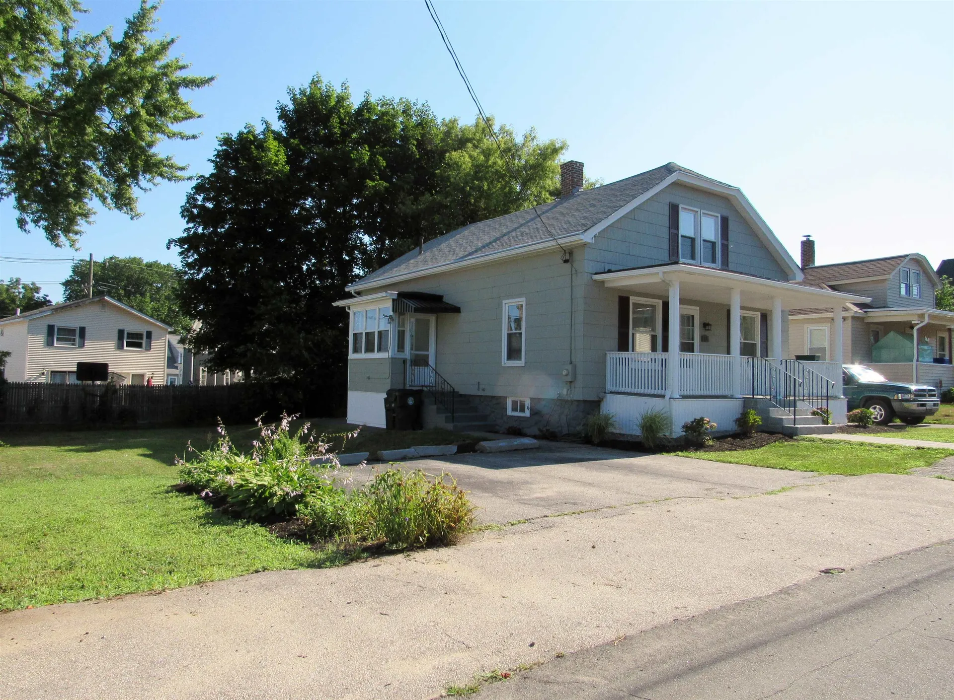 102 Young Street Manchester NH 03103