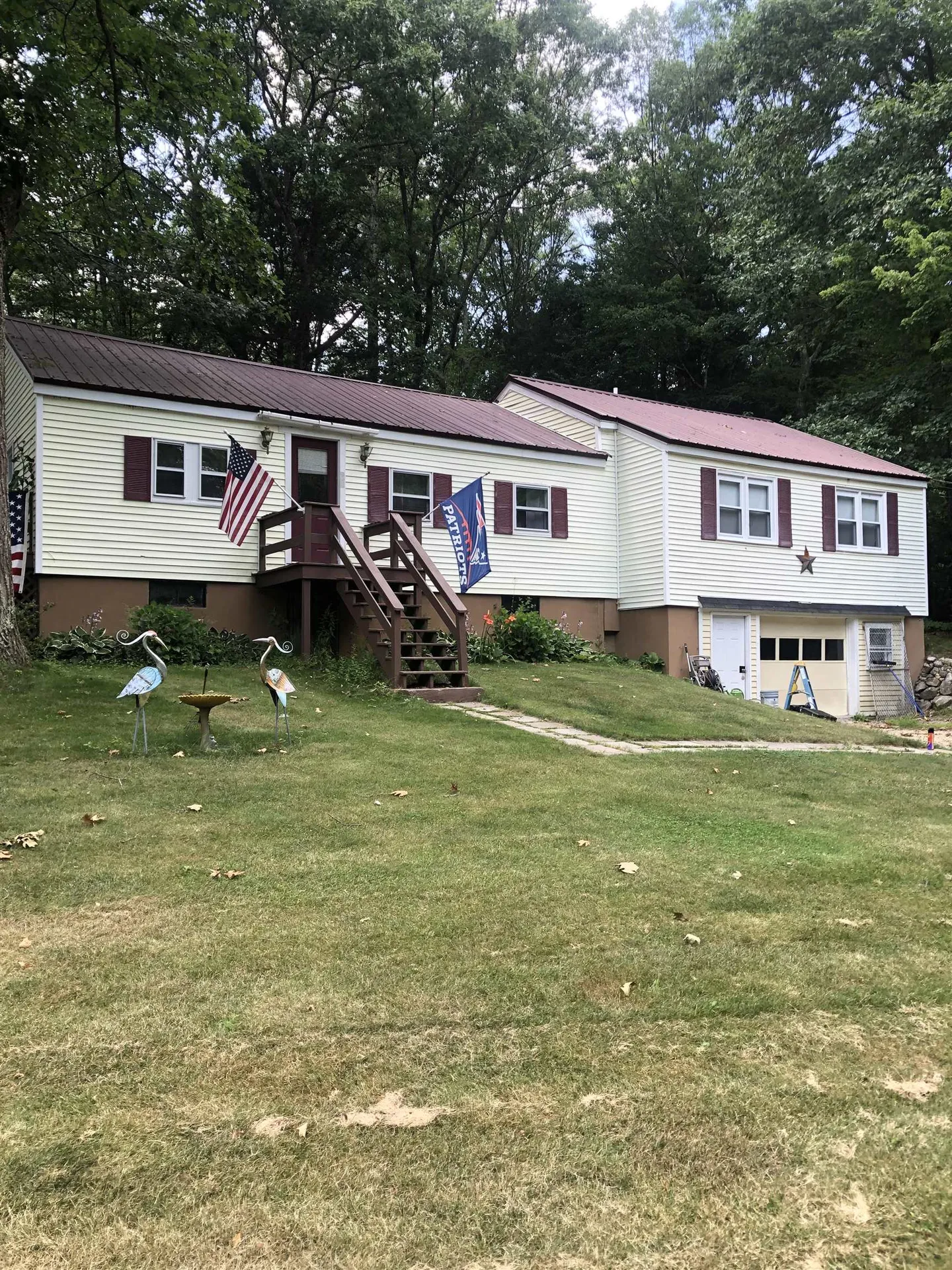 28 Young Road Barrington NH 03825