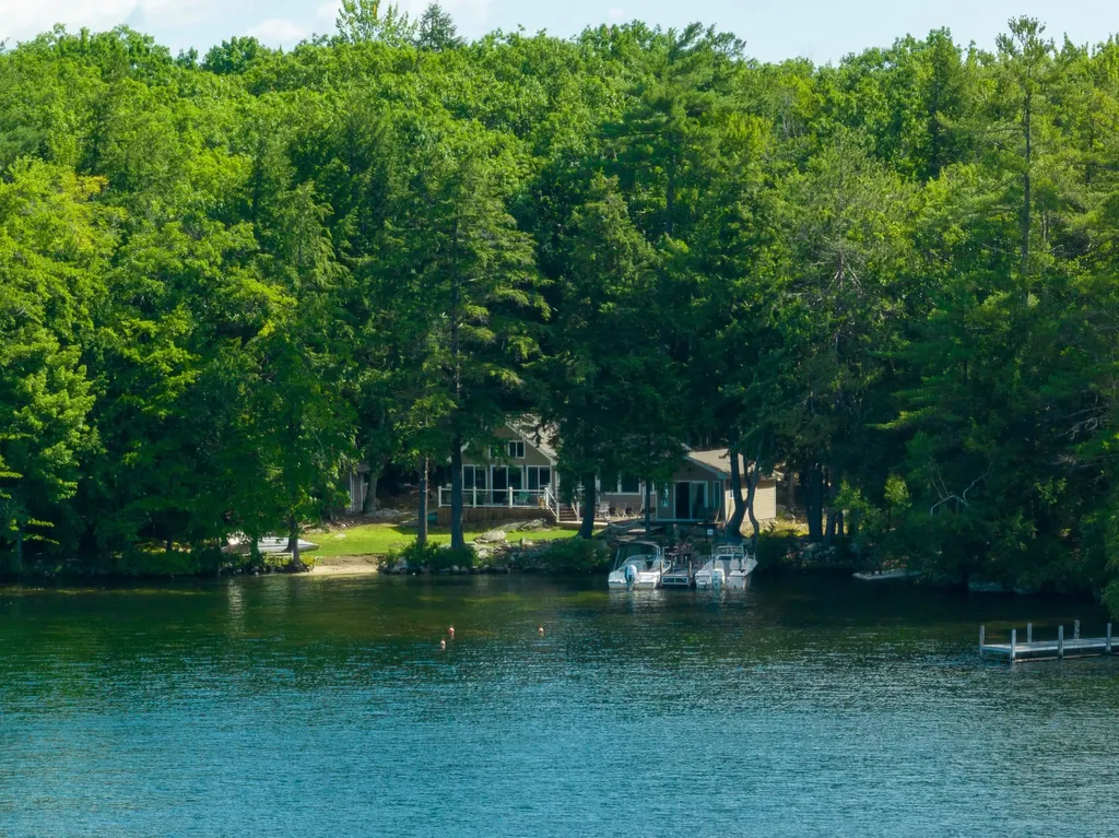 52 Whortleberry Island Tuftonboro NH 03816