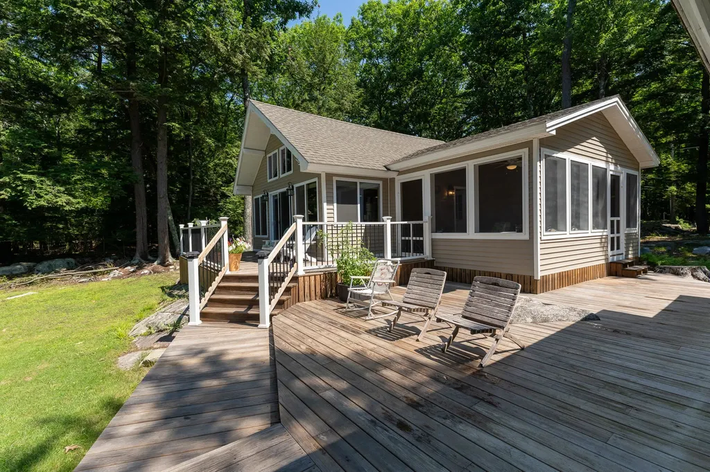 52 Whortleberry Island Tuftonboro NH 03816
