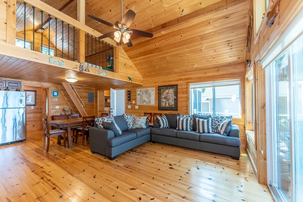 52 Whortleberry Island Tuftonboro NH 03816