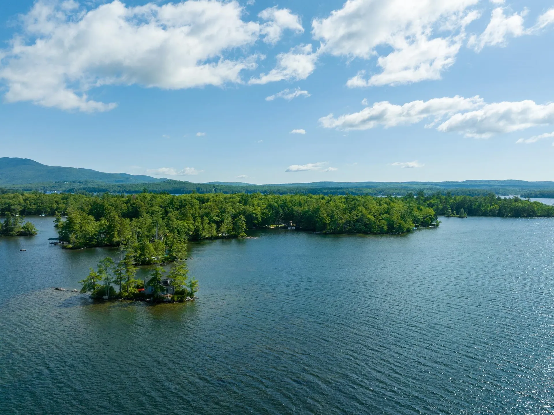 52 Whortleberry Island Tuftonboro NH 03816