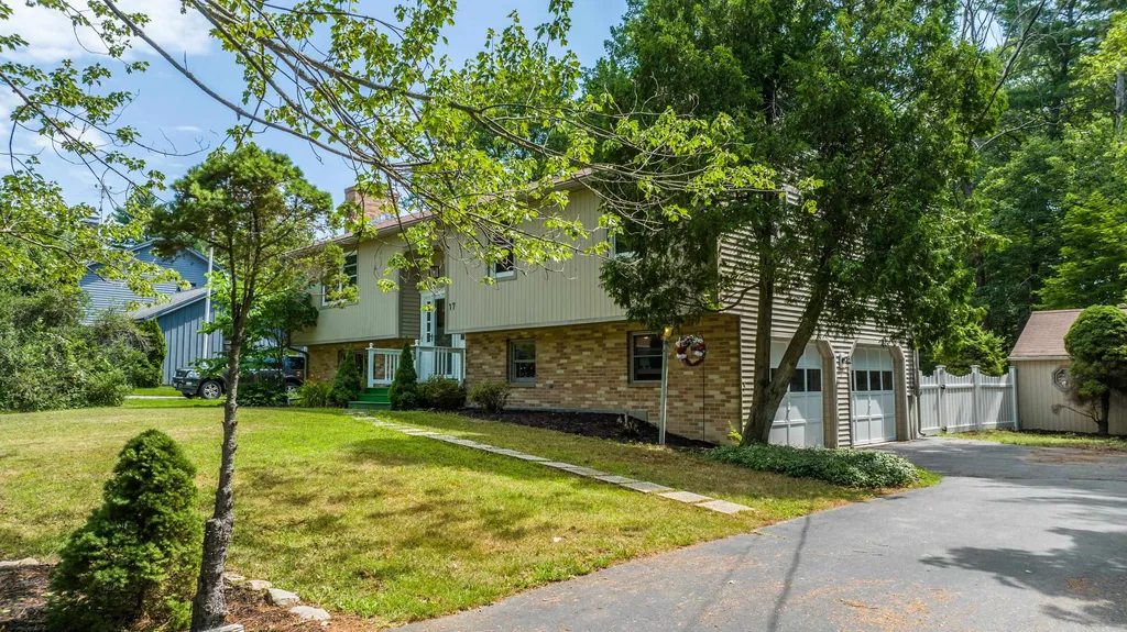 17 Bayberry Drive Eliot ME 03903
