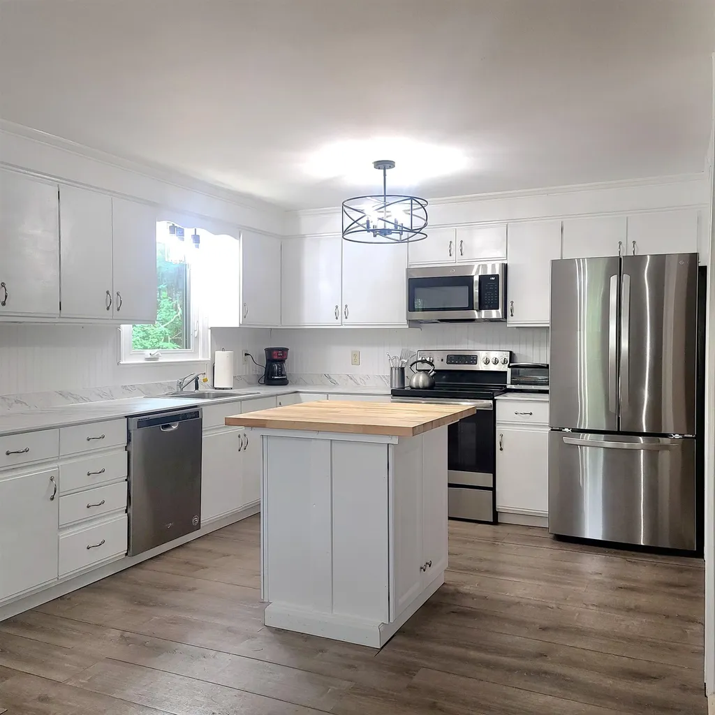 17 Bayberry Drive Eliot ME 03903
