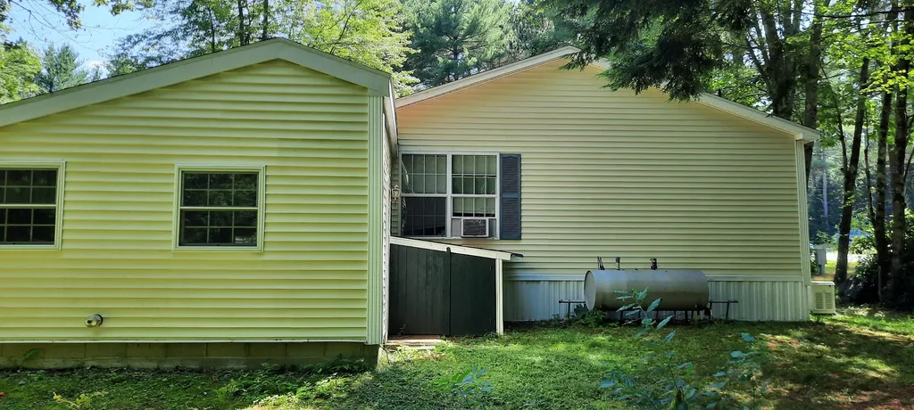 96 Eagle Drive Rochester NH 03868