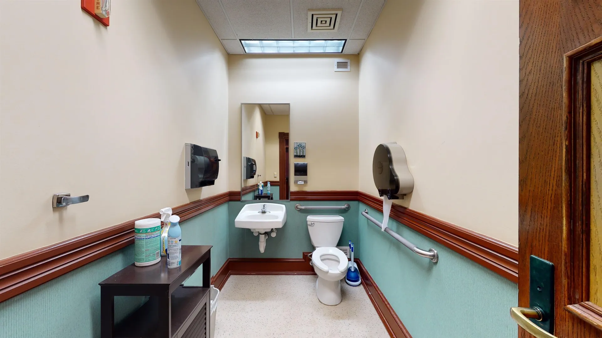 5 Court Street Middlebury VT 05753