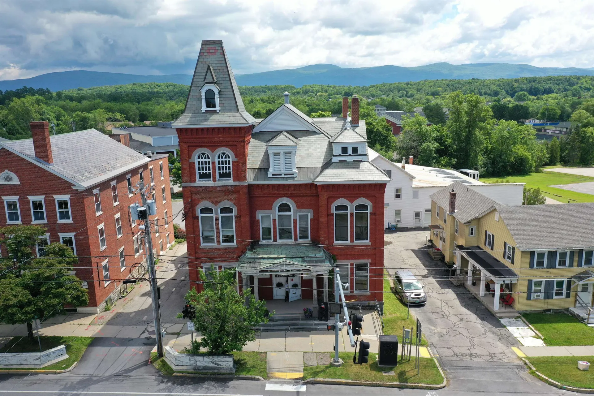 5 Court Street Middlebury VT 05753