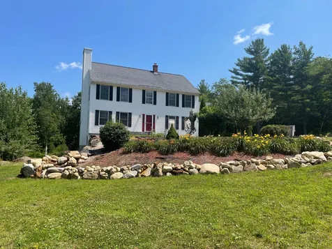729 Robinson Road Pembroke NH 03275
