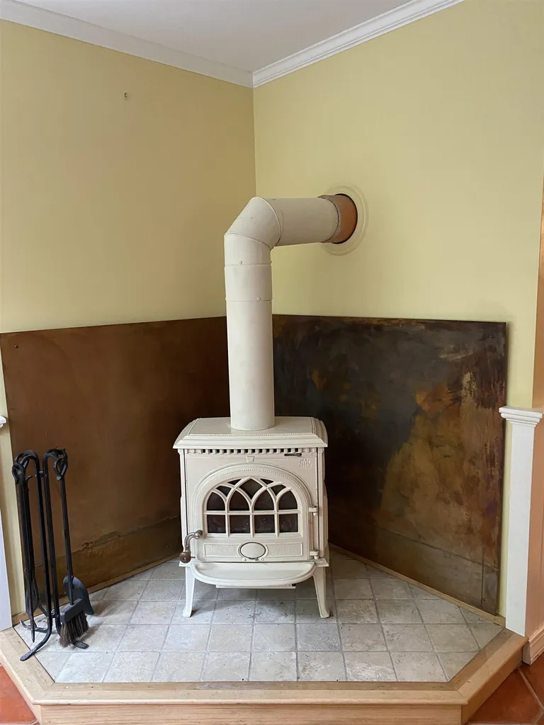655 James Road Weybridge VT 05753